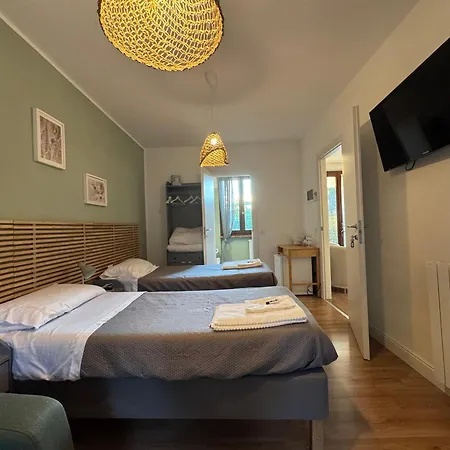 B&c Garda House Gæstehus Peschiera del Garda